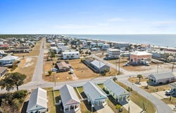 104 Ocean View Dr, Mexico Beach, FL 32456