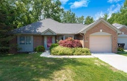 21433 Archwood Circle, Farmington Hills, MI 48336