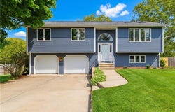 12 Pat Drive, Lincoln, RI 02865