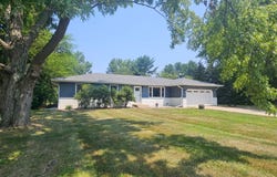 201 W Curtis Drive, La Porte, IN 46350