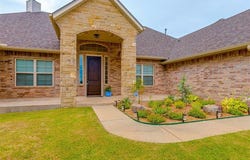 10804 NW 95th Street, Yukon, OK 73099