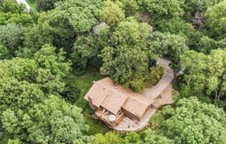20404 Meadow Ridge Drive, Springfield, NE 68059