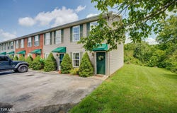 568 Gray Station Road, Gray, TN 37615