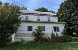 4585 VALLEY ROAD, SHERMANS DALE, PA 17090
