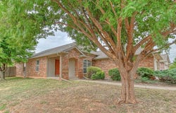 13300 SW 2nd Terrace, Yukon, OK 73099