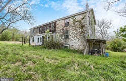 57 METZ LANE, NEW BLOOMFIELD, PA 17068