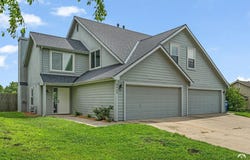 4929 Stoneback Place, Lawrence, KS 66047
