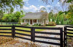 504 Donald Newton Ln, Louisville, KY 40243