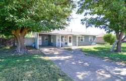 308 W Ellwood Boulevard, Anton, TX 79313