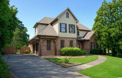 1815 SOUTHWOOD ROAD, VESTAVIA HILLS, AL 35216