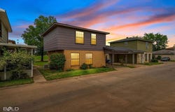121 Carriage Square, Bossier City, LA 71112
