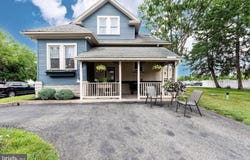 76 BROAD Street, ELMER, NJ 08318