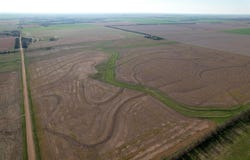 Avenue D, Little River, KS 67457