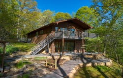 922 E Cross Rd, Dandridge, TN 37725