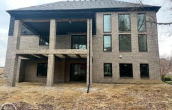54125 Carrington, Shelby Twp, MI 48316-1365