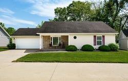 600 Fenview Drive, New Carlisle, OH 45344