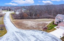 10805 Bridgewater Court, Crown Point, IN 46307