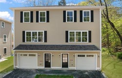 40 Farnum Pike, Smithfield, RI 02917