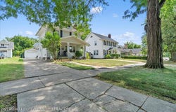 826 N Verlinden Avenue, Lansing, MI 48915
