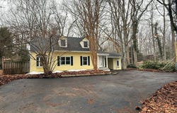 8620 FALLS Road, POTOMAC, MD 20854