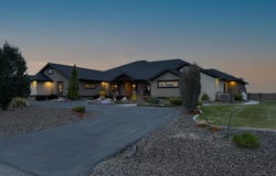 11807 Pelican Road, Pasco, WA 99301
