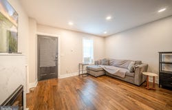 213 N PEACH STREET, ALLENTOWN, PA 18102