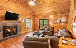 1727 Walker Trail, Sevierville, TN 37876