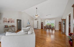 1110 S Green Street, McHenry, IL 60050