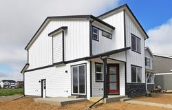 533 S 10th St, Berthoud, CO 80513