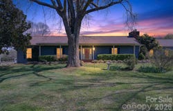 341 Ridings Road, Chesnee, SC 29323