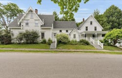 92 Cedar Street, Belfast, ME 04915