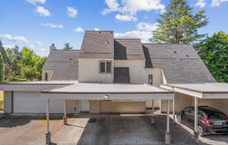 251 NE VILLAGE SQUIRE AVE, Gresham, OR 97030