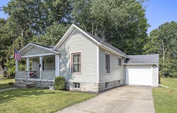 1009 N Berrien Street, Albion, MI 49224