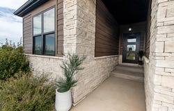 2617 W Goldfinch Drive, Ozark, MO 65721