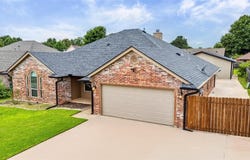 917 Westbury Terrace, Yukon, OK 73099