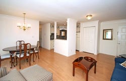 16 Henley Dr, Franklin Twp., NJ 08873-4774