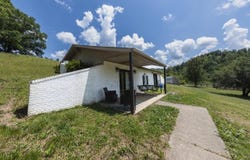 2090 Langnau Road, London, KY 40741