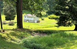 609 Rockcrest Drive, South Charleston, WV 25309