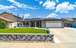 10083 W Glendon Cir, Santee, CA 92071