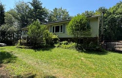 629 Carney Road, KUNKLETOWN, PA 18071