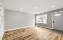 615 W 16TH Place, Chicago Heights, IL 60411