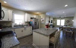 1037 N Elmer Ave, York, NE 68467