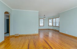 27 N 9th Avenue, Iron River, MI 49935