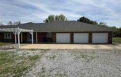 402325 W 2100 Road, Bartlesville, OK 74006