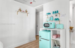 4130 Collins Ave, Miami Beach, FL 33140
