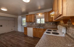 1157 Lavina Ave, Twin Falls, ID 83301