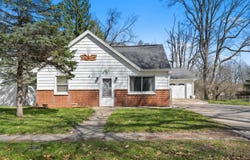 1320 Nazareth Road, Kalamazoo, MI 49048