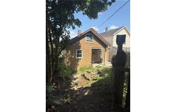 323 Summit Ave, Beaver, PA 16117
