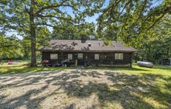 13118 Tyree Road, Moundville, MO 64771