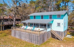 844 Swan Point Drive, Washington, NC 27889